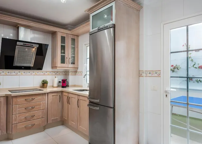 Marzella - Luxury Адехе