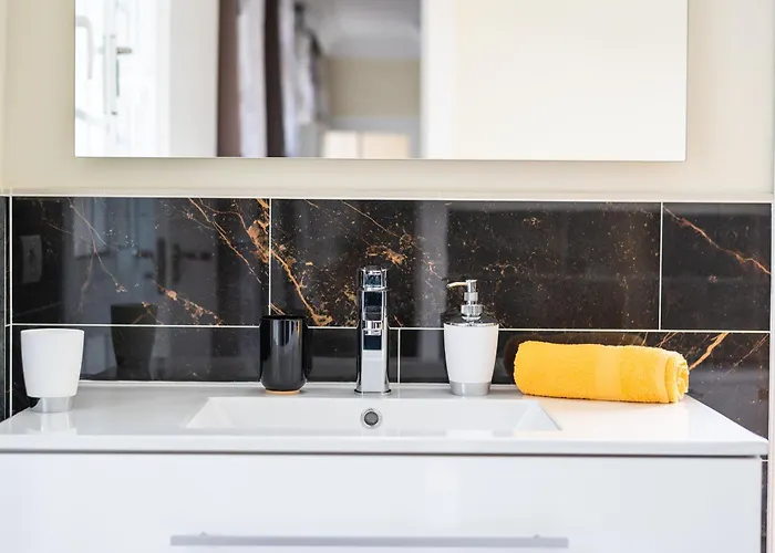 Marzella - Luxury Вилла Адехе