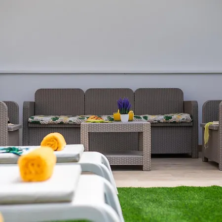 Marzella - Luxury アデヘ